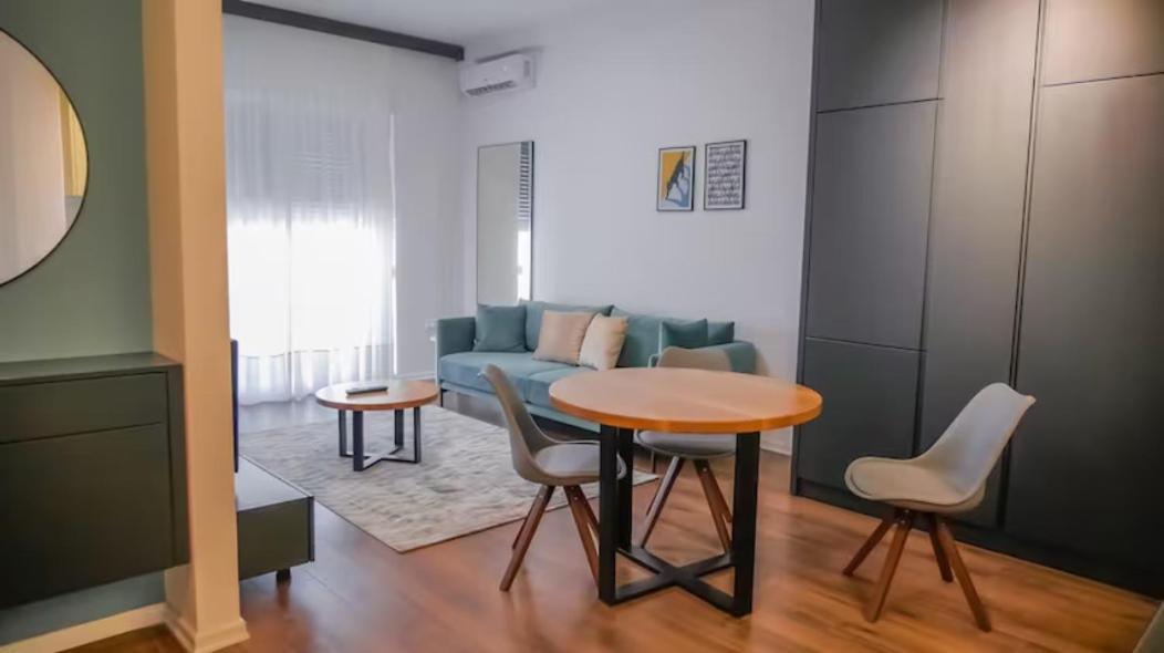 Centaurus Apartments Tirana Bagian luar foto